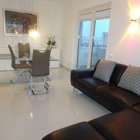 Apartament Francesca Appartamento Braşov Esterno foto