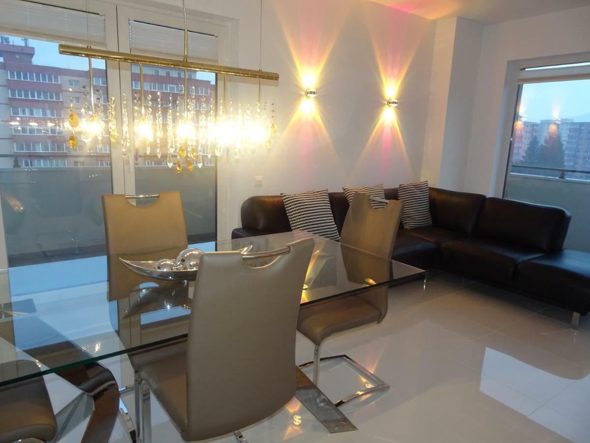 Apartament Francesca Appartamento Braşov Esterno foto