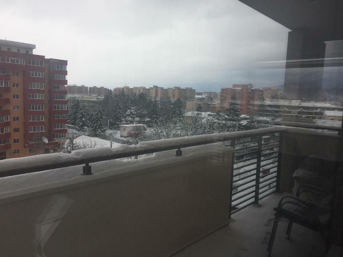 Apartament Francesca Appartamento Braşov Esterno foto