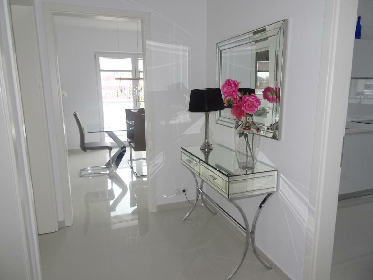 Apartament Francesca Appartamento Braşov Esterno foto