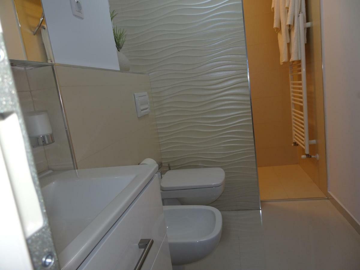 Apartament Francesca Appartamento Braşov Esterno foto