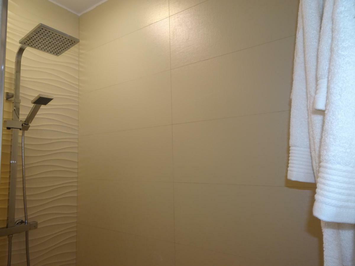 Apartament Francesca Appartamento Braşov Esterno foto